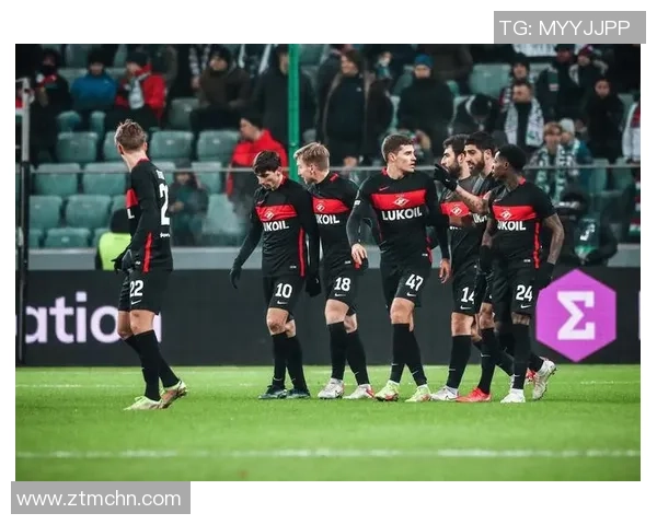 足球明星激情时刻集锦展现绿茵场上的荣耀与梦想 足球明星激情时刻集锦展现绿茵场上的荣耀与梦想