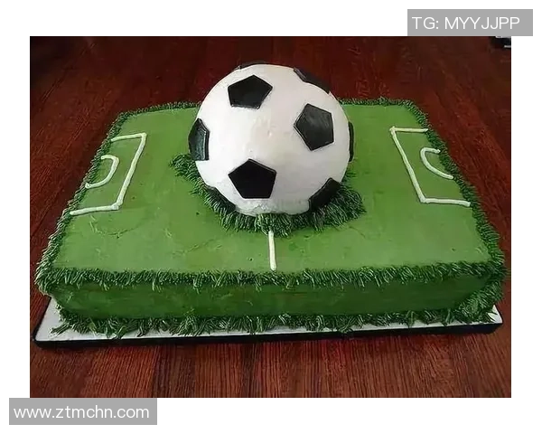 庆祝足球明星生日的创意蛋糕设计与制作分享